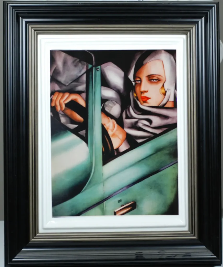 art-everywhere-obraz-porcelanowy-autoportret-w-zielonym-bugatti-tamara-de-lempicka-porcelana-cmielow-limitowany02